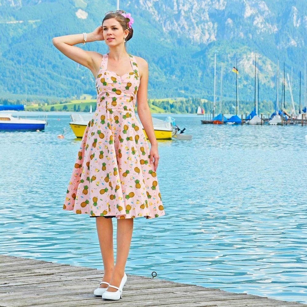 BANNED APPAREL NWOT Pineapple Retro Swing‎ Love Halter Dress